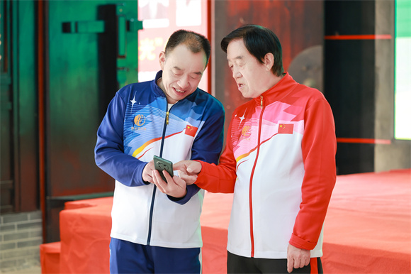 �����г���̫��ȭ�����ݵĽ�ѧ��ϵ���������Ĺ淶������